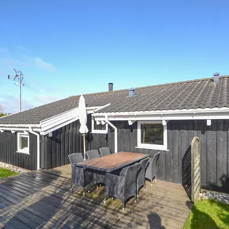 3 Bedroom Awesome In *