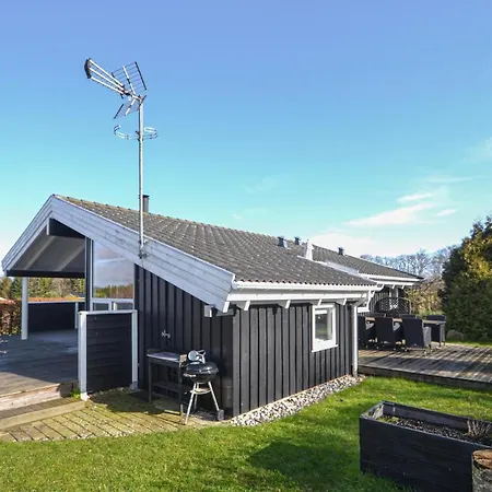 3 Bedroom Awesome In